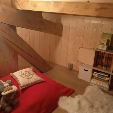 Sumptuous With Breathtaking Mountain Views * מגב