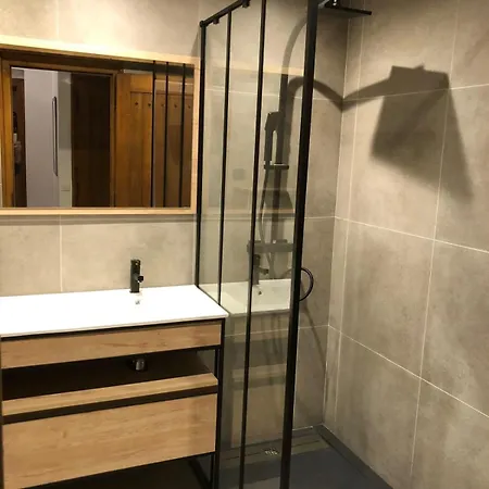 בקתה Sumptuous With Breathtaking Mountain Views