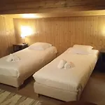 Sumptuous With Breathtaking Mountain Views