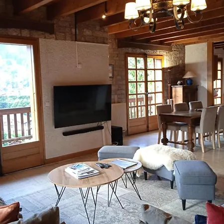 Sumptuous With Breathtaking Mountain Views Chalet Megève