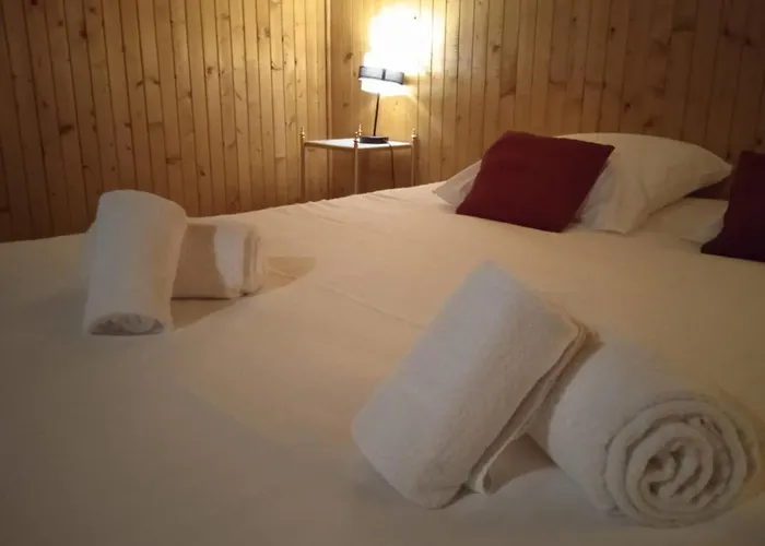 Sumptuous With Breathtaking Mountain Views Alpehytte